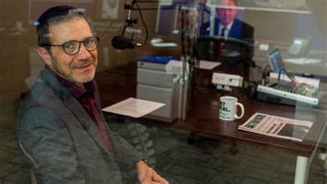 Residents complain about retail workers not wearing masks