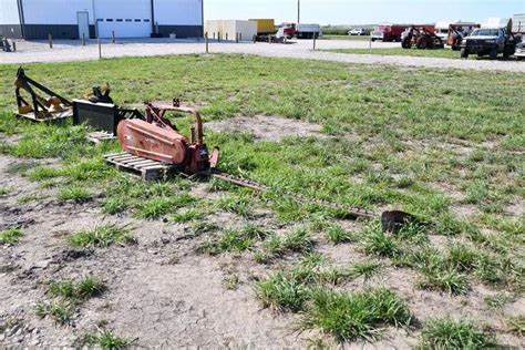 Massey Ferguson Sickle Bar Mower 8ft Adam Marshall Land And Auction Llc