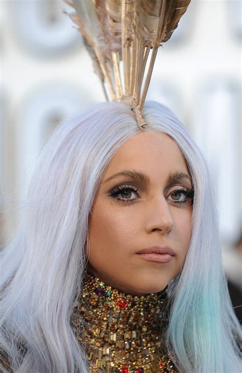 Lady Gaga Revela Que Foi Violentada Aos Anos Lady Gaga Revela Que