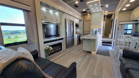 Toy Hauler Fifth Wheel Luxe Fb Factory Direct