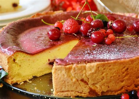 Tarta De Yogur Y Queso Esponjosa Fresca Y Suave Para Compartir