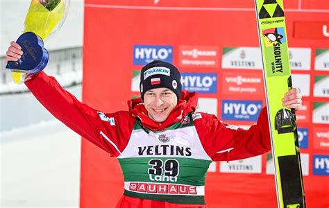 Sukces Polskiego Skoczka Zniszczo Na Podium Zawod W P