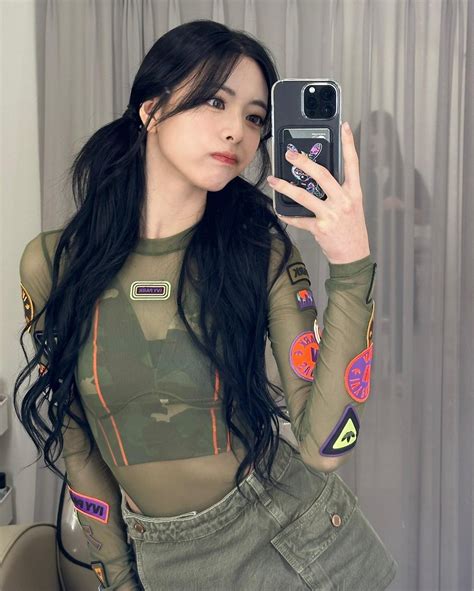 PORTAL ITZY on Twitter Atualização da YUNA no IG 1 Tranças