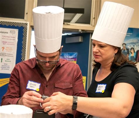 Columbus Tustin Middle School hosts family breakout night – Orange ...