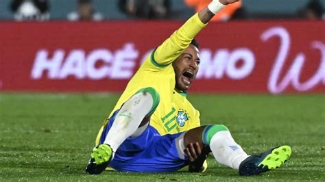 Neymar Fue Operado Y Estará Fuera De Las Canchas Al Menos Diez Meses