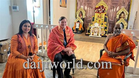 Washington State Senator Visits Puthige Seer At Seattle