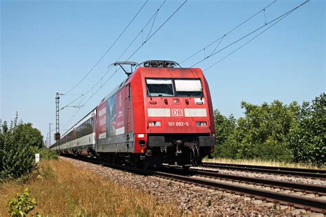 101 092 5 Bernina Express AbenteuerliCH Bespannte Am 10 07 2015 Den