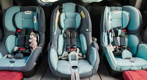 Como Colocar A Cadeirinha No Carro - Como acomodar três cadeirinhas de criança no carro: dicas e regras
