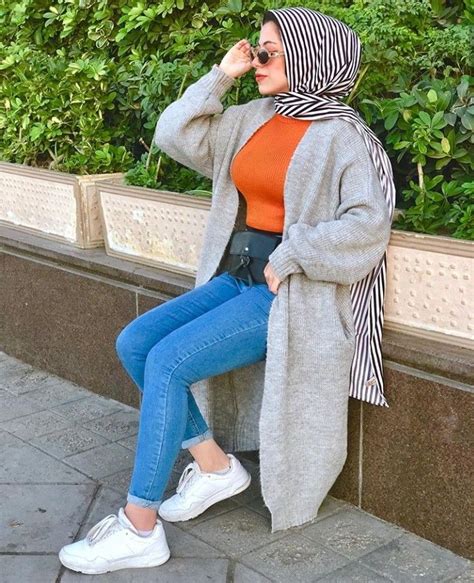 Pin By Rawoosha On Hijabi Outfits Modest Fashion Hijab Casual