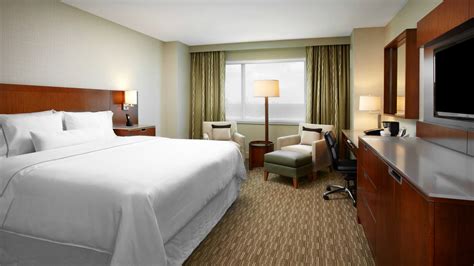 Luxury Suites | The Westin Houston, Memorial City