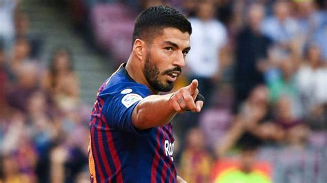 Luis Suárez Biography Height And Life Story Super Stars Bio