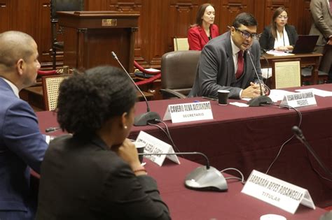 Congreso Comisión de Economía cuestiona inasistencia de ministro del