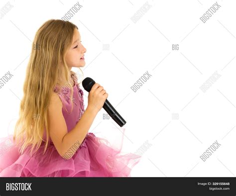 Little Girl Microphone Image & Photo (Free Trial) | Bigstock