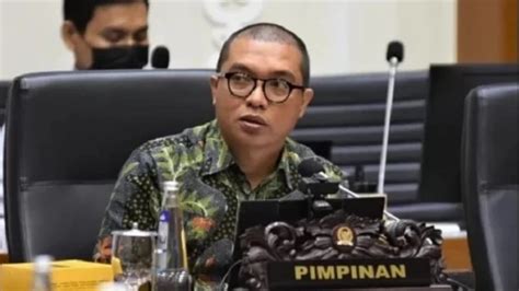 Dpr Setujui Revisi Uu Desa Masa Jabatan Kades Tahun Dana Desa