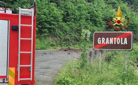 Frana Tra Grantola E Cunardo La Strada Riapre A Senso Unico Alternato