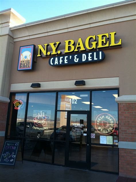 Ny Bagel Cafe Deli The Joys Of Franchise Ownership N Y Bagel