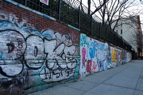 Anti-Graffiti Officer Hopes Murals Will Help Curb Upper West Side ...