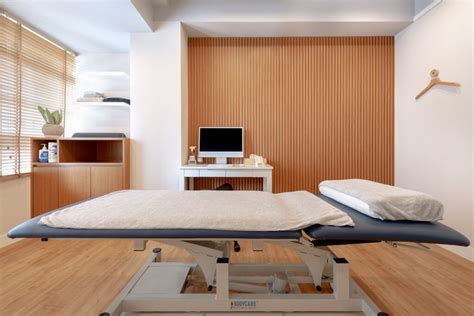 Hk Osteopathic Threapy Centre Design And Renovation Project By Vd Idesign