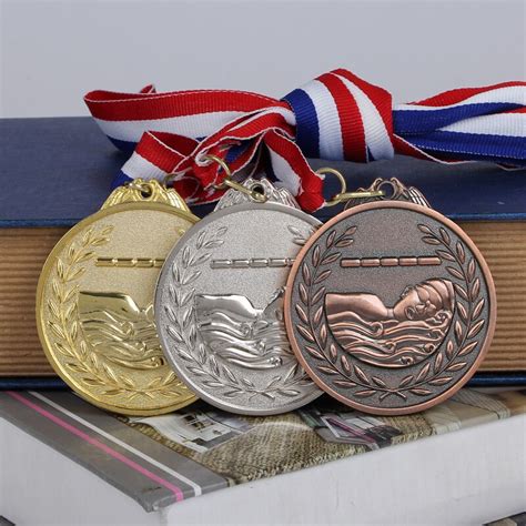 Prix De La M Daille D Or Du Champion Pour Enfants Jeux De Natation