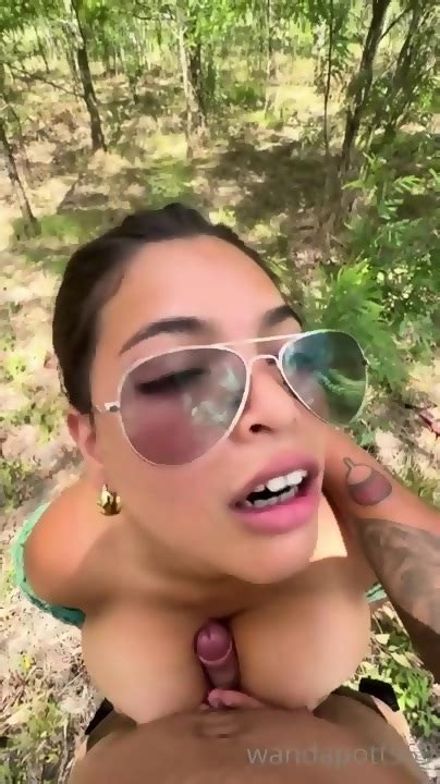 Thick Busty Latina Outdoor Cum Swallow