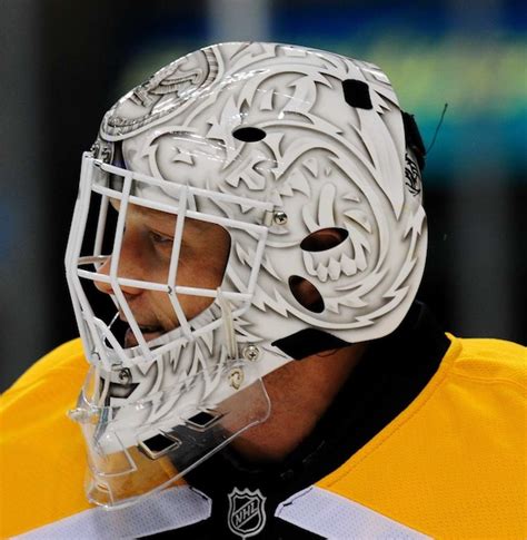 pictures - Unfolding the history of the NHL goalie mask