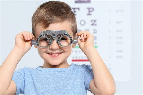 A Cosa Serve Portare Nostro Flglio Dall Oculista Oculistica Pediatrica