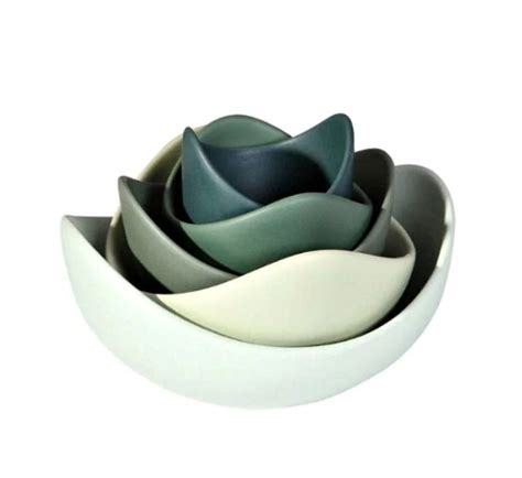 Unique Ceramic Bowls Set Of 5 Lotus Shape Shaded Nesting Etsy Lotus