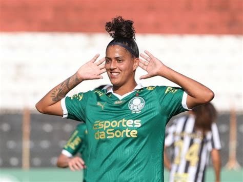 Amanda Brilha E Faz Em Goleada Do Palmeiras Sobre Santos Por A