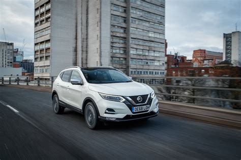 2019 Nissan Qashqai Test Drive New Car Reviews The Car Expert