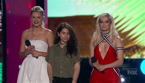 Naked Bebe Rexha In The Teen Choice Awards
