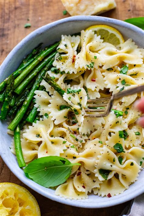 15 Minute Lemon Asparagus Pasta A Simple Palate