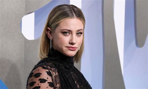 Lili Reinhart Strips Naked For A Beautiful Topless Photo In Venice Us Today News