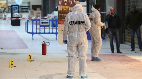 Rapina A Mano Armata Al Centro Commerciale ESP Di Ravenna Attimi Di