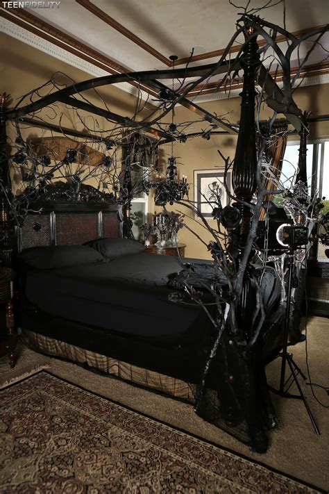 Adorable Petite Girl Ivy Aura Strips Naked And Poses On A Carpet CoedCherry