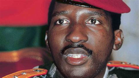 Burkina Faso lex président Thomas Sankara élevé au rang de héros de