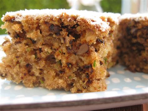 O Bolinho De S Bado Bolo De Courgette Nozes