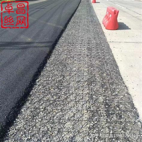 路面加筋网是什么在道路修建的时候有什么作用呢 知乎