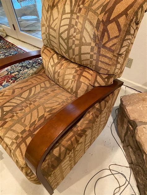 Sold Price Vintage Lazy Boy Swivel Rocker Recliner With Wood Arm Rests September 5 0120 400