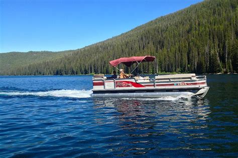 Test Your Adventure On Red Fish Lake