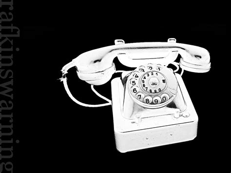 Retro Phone black and white by RafkinsWarning on DeviantArt