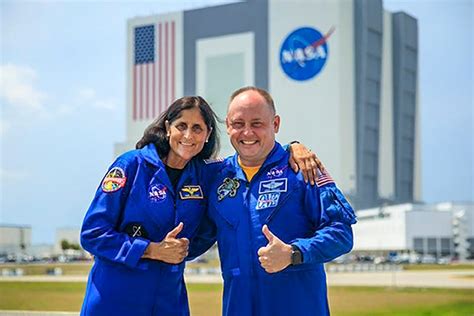 Sunita Williams Nasa Indian Origin Astronaut Sunita Williams And