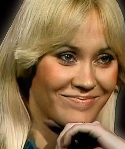 Agneta Fältskog Blonde Singer Agnetha Åse Fältskog Abba Mania Clap