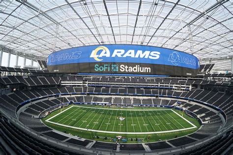 Sofi Stadium Oculus scoreboard | facid