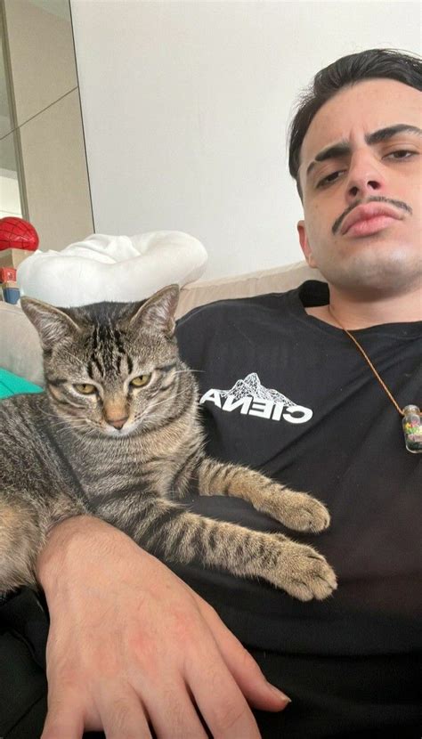 Orochi E Seu Mano Babidi Pisco Tio Orochi Melhores Gatos