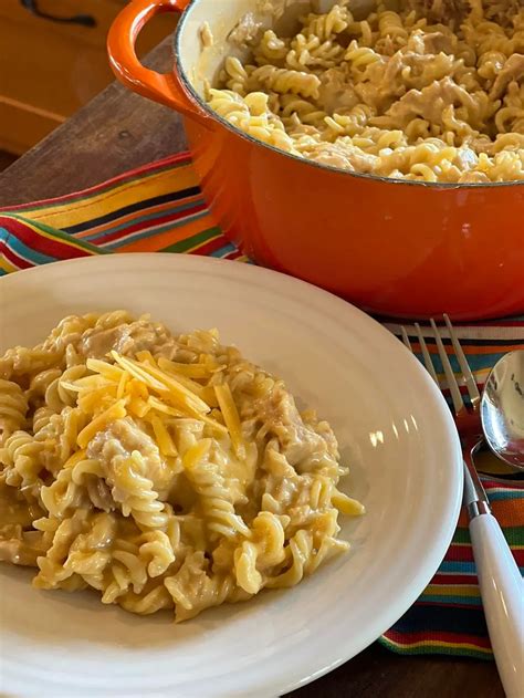 How To Make Delicious Tuna Helper In 3 Easy Steps