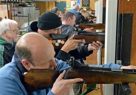 Gro Er Andrang Beim Ostereierschie En In Neviges