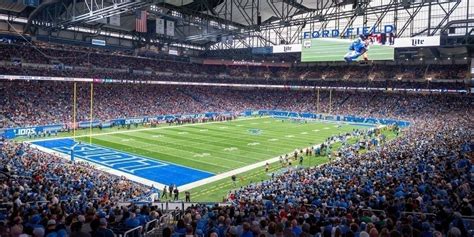 Detroit Lions sell out season tickets for second straight year | Crain ...