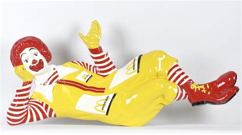 Ronald Mcdonald Fiberglass Statue 58x28 | S202 | Walworth 2015