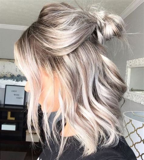 Coole Frisuren für schulterlange Haare Mittellange blonde haare