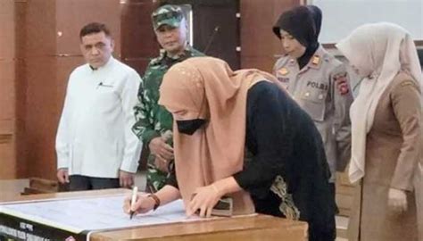 Pemko Bukittinggi Gelar Rakor Dan Rembuk Stunting